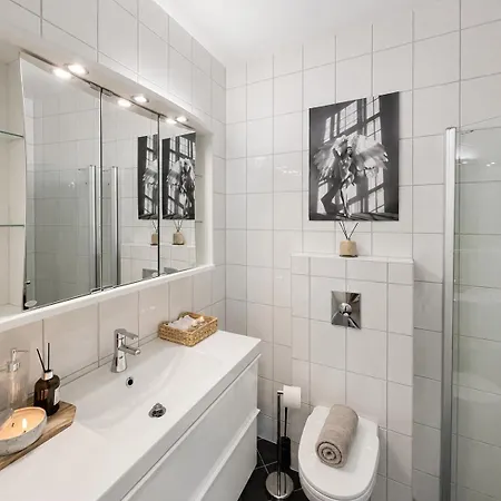 By Nostet, Apartment *